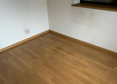 【子供部屋】 | 東中野中古戸建 | 子供が何人でも年齢によっては、受験時にしっかり壁のある個室があった方が良い場合もあります。難しい問題ですが、兄弟の人数や、性別や年齢差によって状況が異なりますので、数年後のこともしっかり考えましょう。