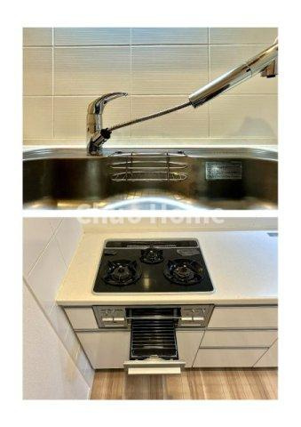 フュージョナル両国のキッチン|【キッチン水栓】キッチン水栓はシャワーヘッドが伸びますのでシンクの隅々まで届きます。【三ツ口コンロ】奥様に好評な三ツ口コンロと魚焼きグリルです。