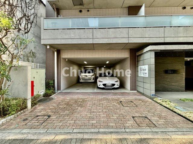 フュージョナル両国の駐車場|【敷地内駐車場】最新の空き状況や費用などの詳細は担当スタッフまでお問い合わせください。