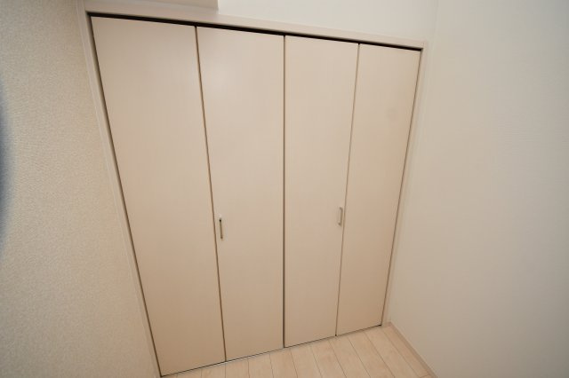  ERIOS COURT 中津口 の収納