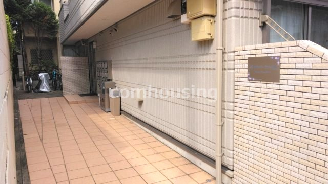 【エントランス】 | 代々木パークハイム