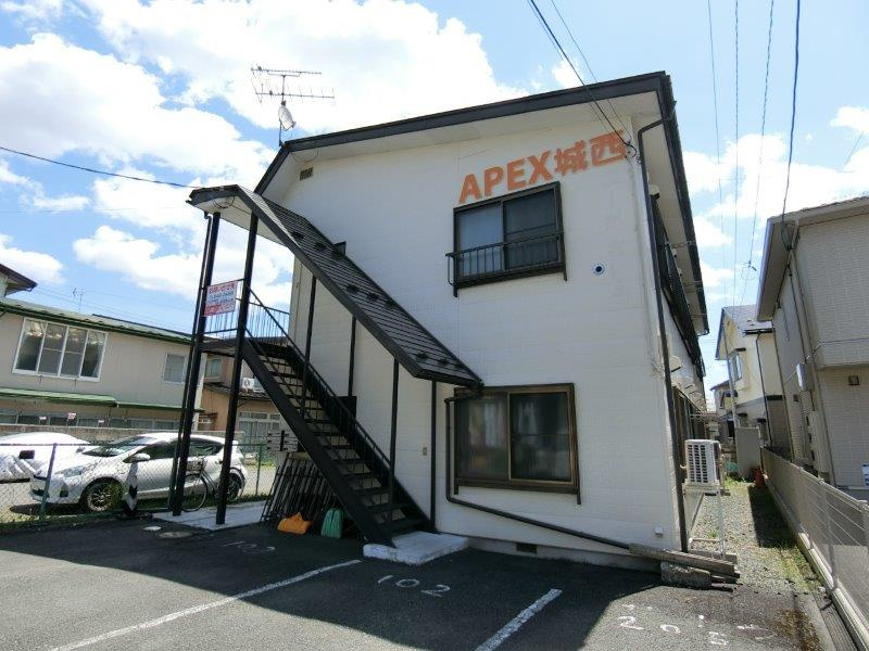 アペックス城西の外観