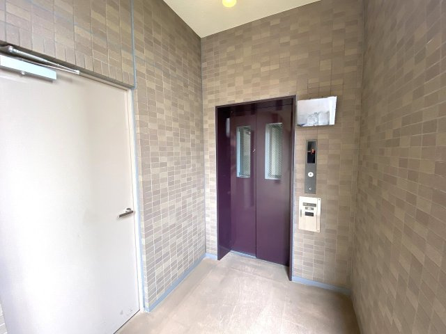アイディスクエア川越新富町のその他共用部分|エレベーター