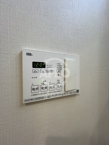 ウェルフォート十三本町の洗面所|ウェルフォート十三本町　浴室乾燥機