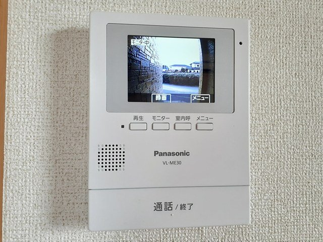 霞台ハイツＥのセキュリティ|来訪者の顔が見えるモニターホン付き