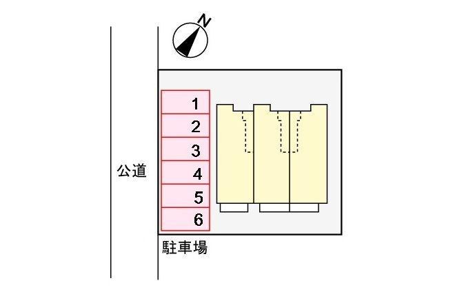 メラ　ロッソ　セコンドの駐車場
