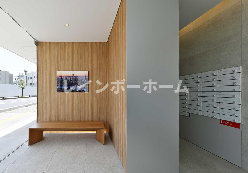 プルミエール川越EASTのロビー
