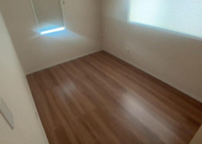 【子供部屋】 | 寺田町中古戸建 | 子供が何人でも年齢によっては、受験時にしっかり壁のある個室があった方が良い場合もあります。難しい問題ですが、兄弟の人数や、性別や年齢差によって状況が異なりますので、数年後のこともしっかり考えましょう。