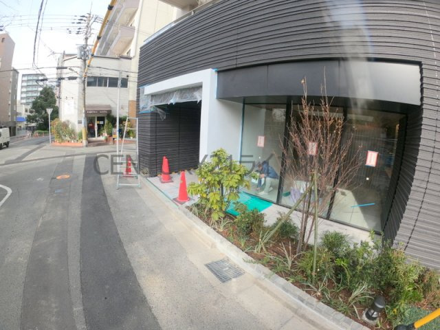 【エントランス】 | リヴィエール江坂江の木公園