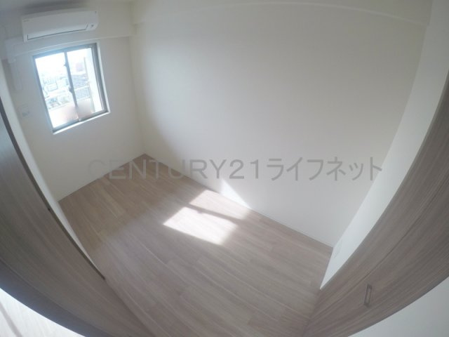 【寝室】 | リヴィエール江坂江の木公園