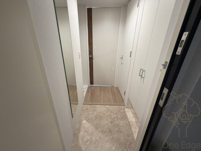 セレニテ梅田北グランデの玄関