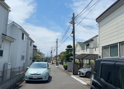 【展望】 | 木曽西中古戸建 | 眺望を気にして物件を探す場合、前面に建物が建っていないか現地で確認しましょう！前面に建物があると景色はもちろん、日当たりや風通しにも影響が出てきます。住んだ時のことを想像しながら現地見学をしましょう。