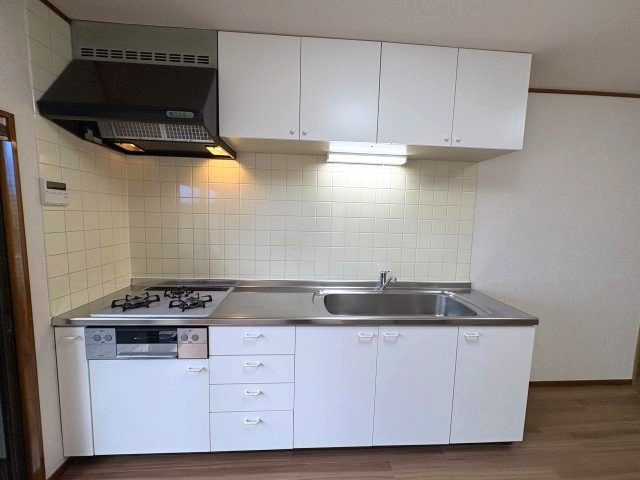廻田町3丁目戸建のキッチン
