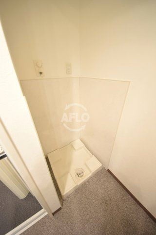 アルグラッドザタワー心斎橋　南小学校の設備|アルグラッドザタワー心斎橋　室内洗濯パン