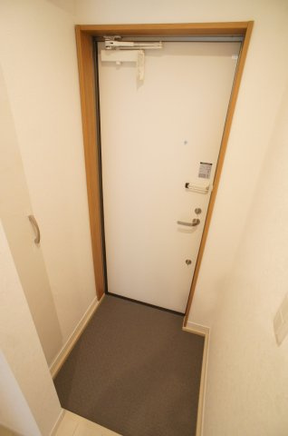ミリアビタＶｉＶｉの玄関