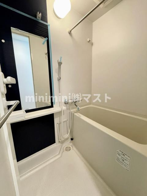 アスヴェル南森町の浴室|他号室参考写真