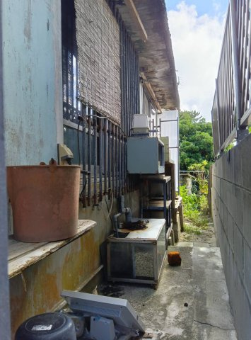 沖縄市諸見里三丁目の周辺