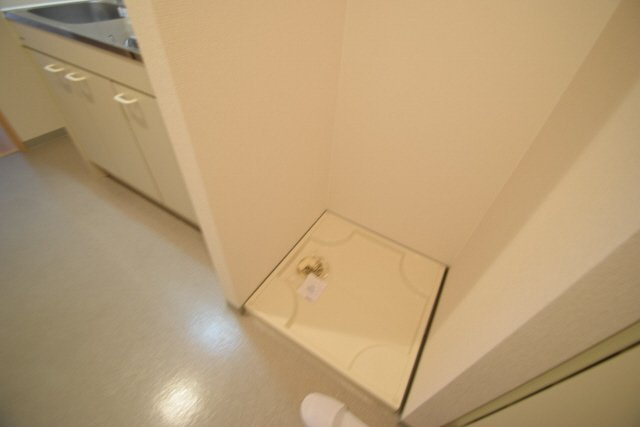 ミェーレ船橋の洗面所|室内洗濯機置き場