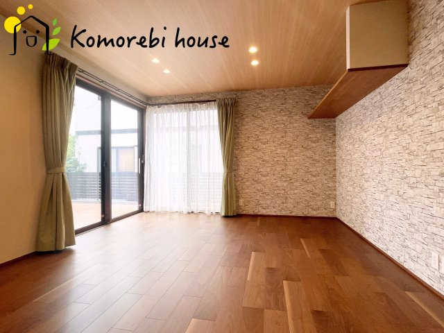 さいたま市見沼区東大宮1丁目　中古戸建の居間・リビング|使いやすいリビングです