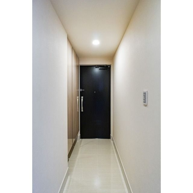 ドゥーエ町屋の玄関