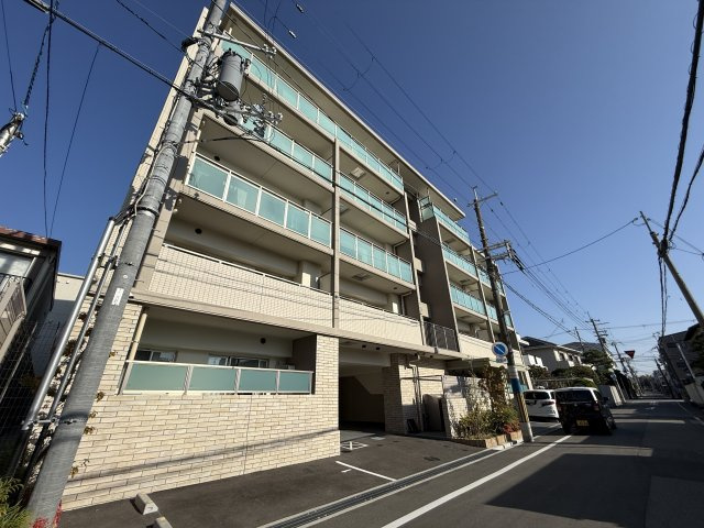 ブリエヴェール北桜塚の外観