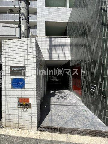 ライフデザイン江戸堀のエントランス