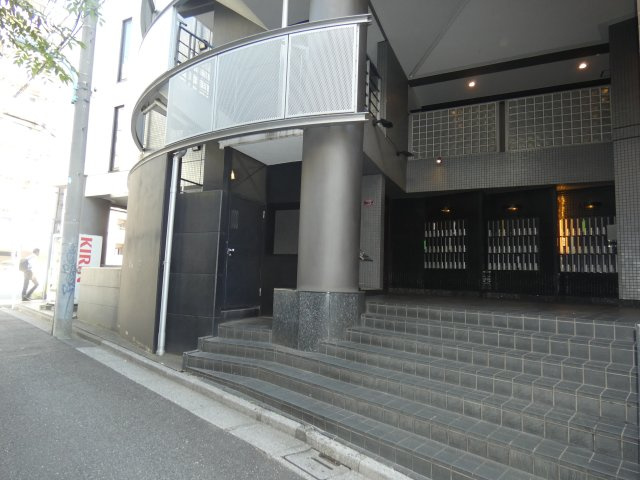 【エントランス】 | グラツィア方南町