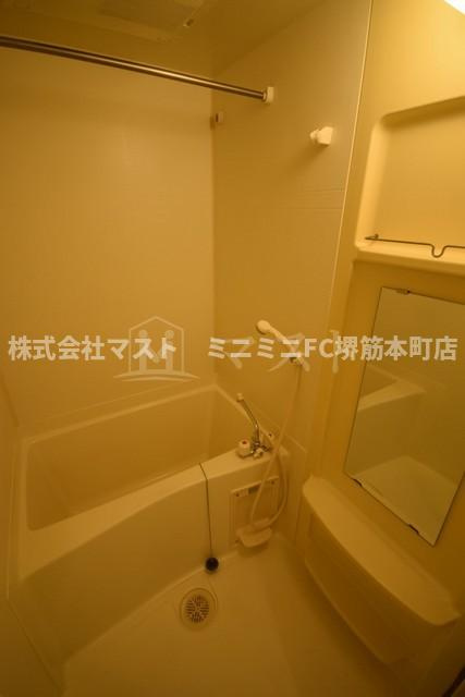 エスリード御堂筋梅田の浴室