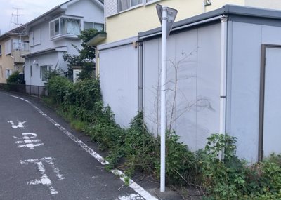 【外観】 | 諏訪町売地 | 人が暮らすうえで日光は大切な要素となります。日当たりの良さは譲れないポイントですね。併せて近くに大きな建築物の建築予定がないか、あるいはそれが可能な土地が近くにないか事前に確認することもお勧めします。