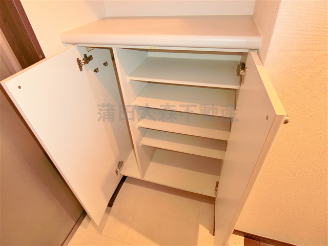 ライフレビュー多摩川の収納|玄関収納　シューズBOX