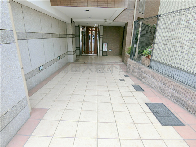 ライフレビュー多摩川のエントランス