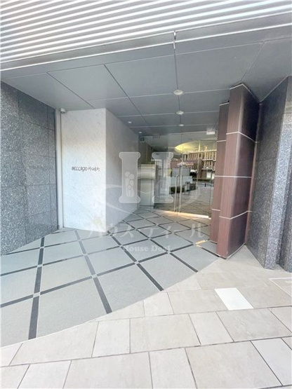 【エントランス】 | エスティメゾン川口 | エントランスです