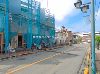 【前面道路含む現地写真】 | 東大和市南街6丁目　新築戸建　【全3棟】