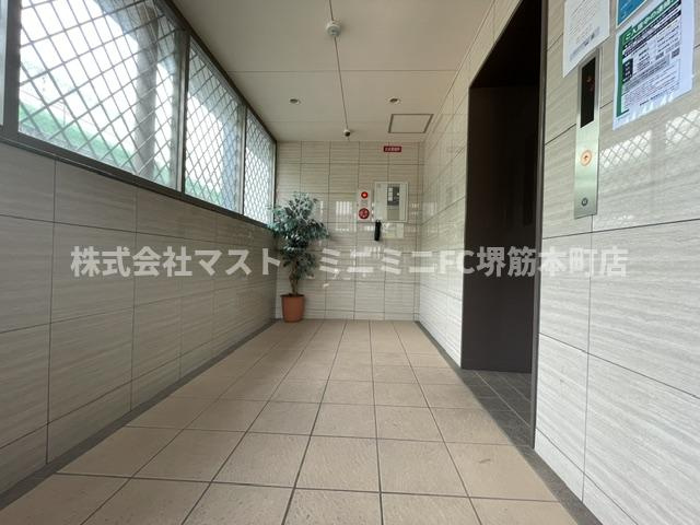 クイーンライフ東今里のロビー