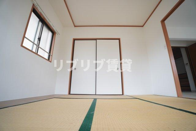 シャトレ千葉寺の寝室