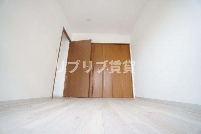 シャトレ千葉寺の洋室