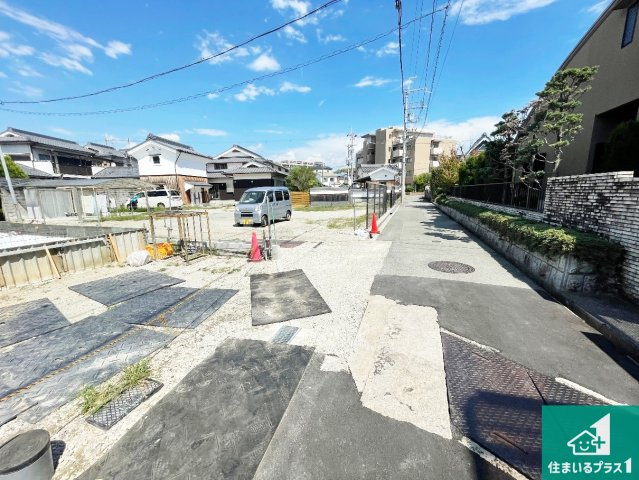 豊中市熊野町　第1期　新築一戸建ての前面道路含む現地写真|現在建築中！落ち着いた街並みで新生活を始めることが出来そう！周辺の物件も併せてご紹介させて頂きます！