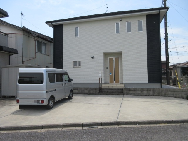 中古戸建　熊谷市上江袋1064-38（築浅住宅）