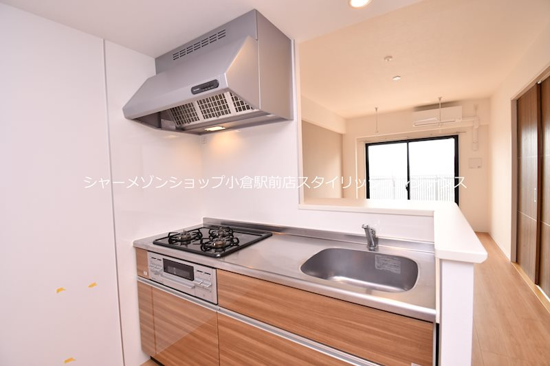 サンビーム三萩野駅のキッチン