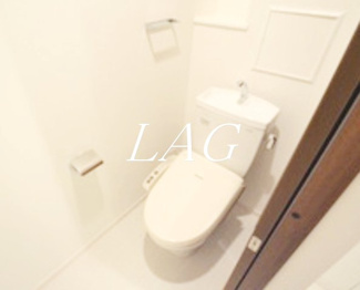 【トイレ】 | エクウス・アグラム | トイレです。