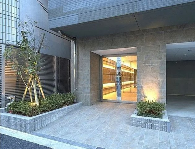 ＰＲＥＭＩＵＭ　ＣＵＢＥ　Ｇ　上野のエントランス