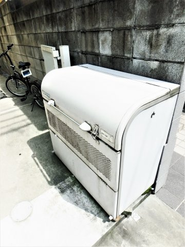 新宿区大久保２丁目のアパートのその他共用部分|ゴミ置き場