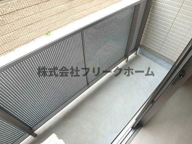 武蔵野市吉祥寺東町１丁目の賃貸マンションのバルコニー