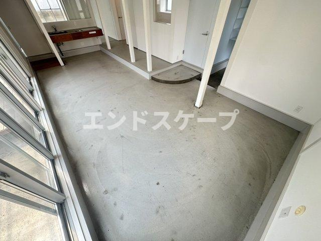 稲荷新田ガーデンハウスBの居間・リビング|高崎、前橋のお部屋探しはエンドスケープまで！お客様の理想お聞かせ下さい♪