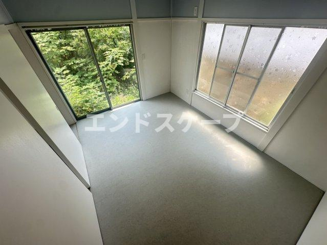 稲荷新田ガーデンハウスBの居間・リビング|高崎、前橋のお部屋探しはエンドスケープまで！お客様の理想お聞かせ下さい♪
