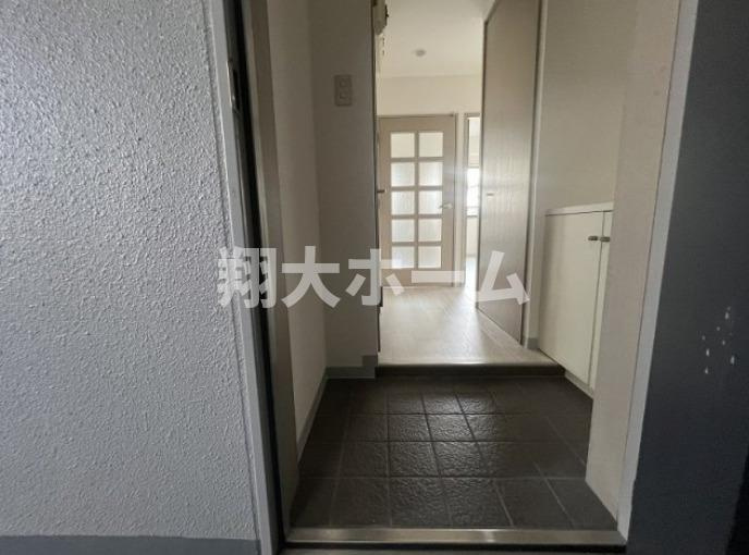 グリーンヒルズ王子本町の玄関