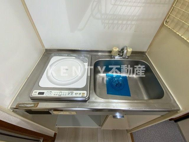 【キッチン】 | サンセイビル | コンパクトなキッチンで掃除もラクラク