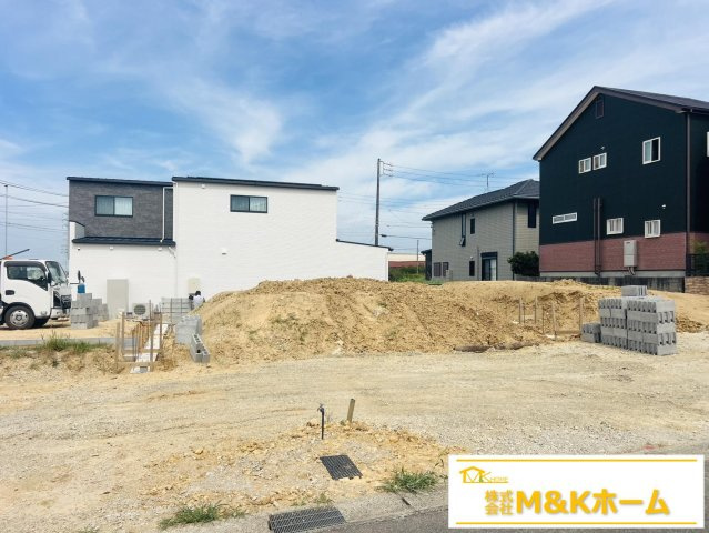 知多郡武豊町大字冨貴字新薄里　全4棟　3号棟の外観|R8.7.30撮影　全居室フローリング仕様☆