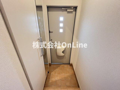 【玄関】 | ファミール　レイ