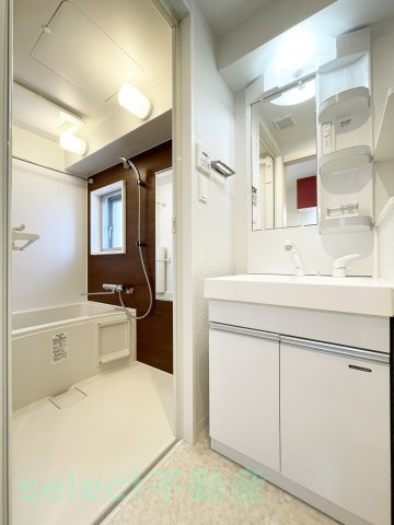 Casa Avenue Ikeshitaの洗面所